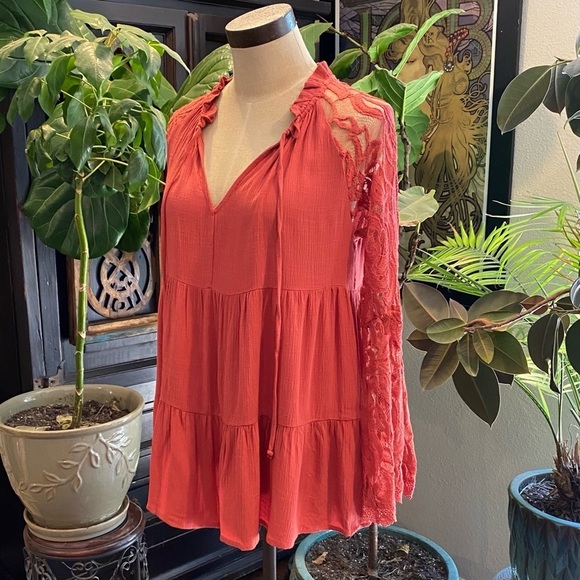 Altar’d State Burnt Orange Lace Contrast Peasant - Picture 6 of 12